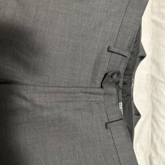 Kenneth Cole Awearness Suit - Grey - Sz 38R/32R - Picture 7 of 7